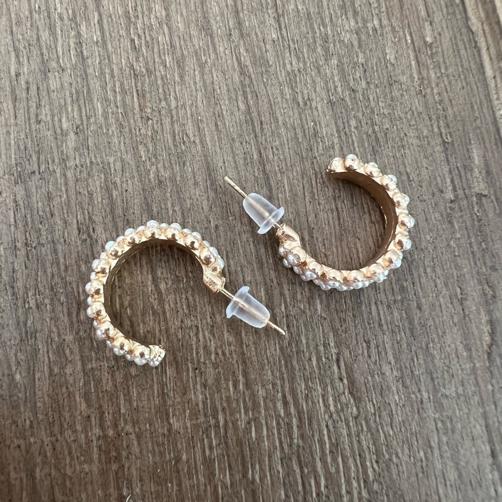 Faux Gold and Pearl Hoops - Picture 2 of 4